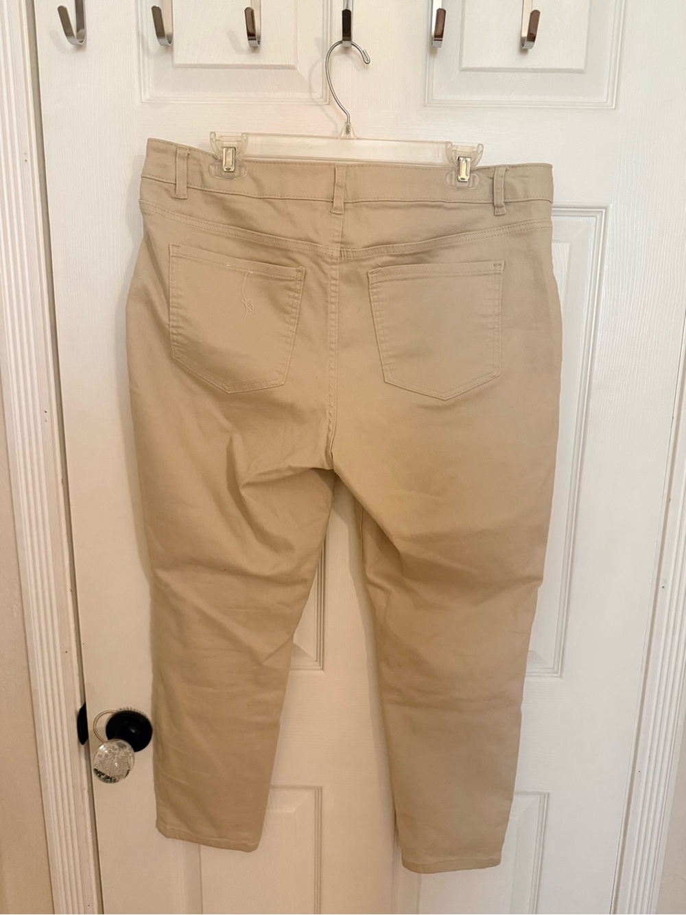 d. jeans Beige Cropped Ankle Pants - Picture 2 of 6